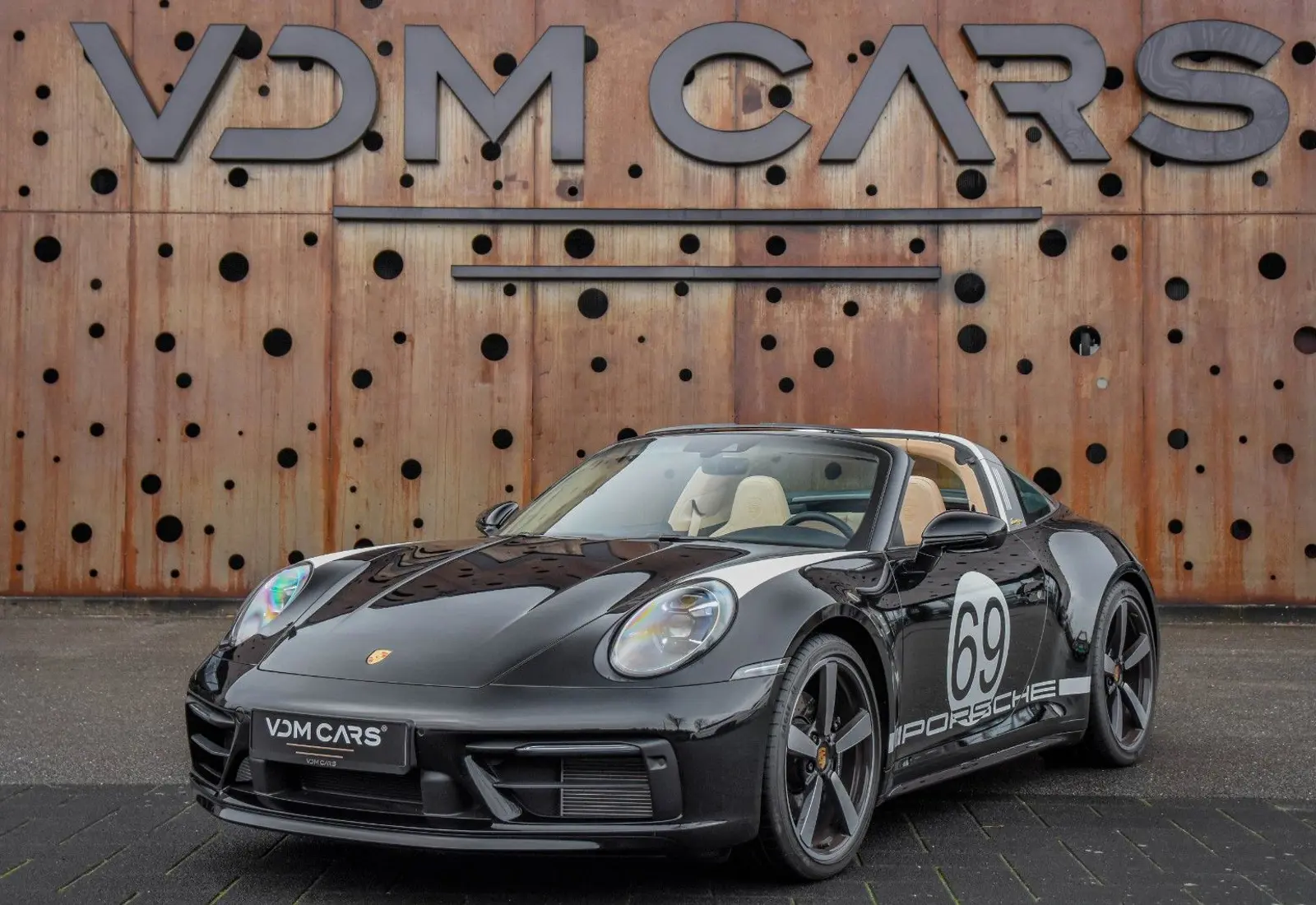 Porsche 911 Targa 4S Heritage Edition * 1 OF 992 * DESIGN *  - 43360