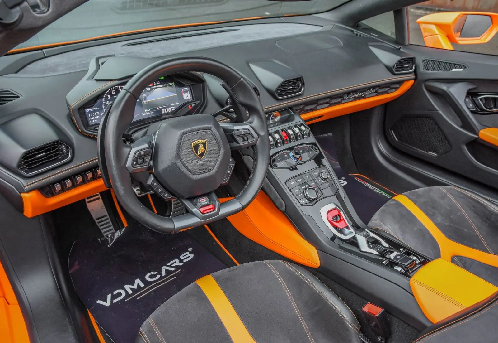 Lamborghini Huracán Spyder LP610-4 * CARBON SEATS * NEW SERVICE - 46959