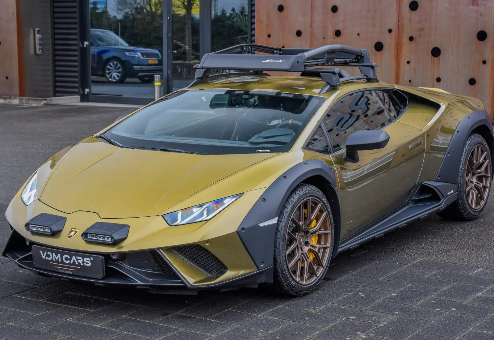 Lamborghini Huracán Sterrato * 1/1499 * CARBON SEATS * ROOF RACK *  - 49507